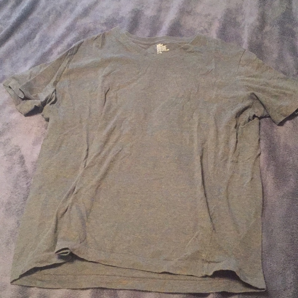Tee shirt